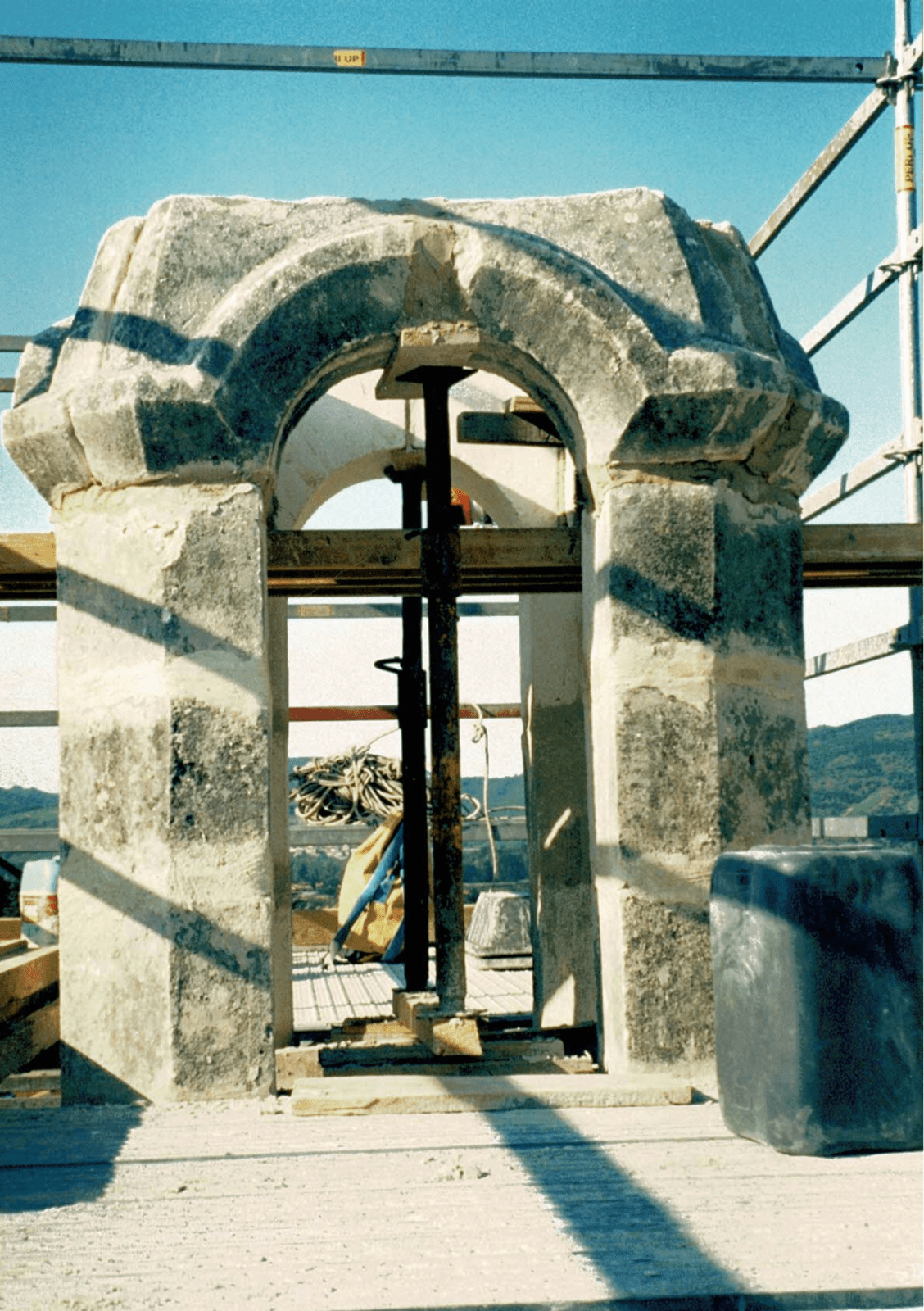 2003_Facchineri-et-fils_Saint-Jean-de-Muzols_Clochers_Reconstruction-après-foudre