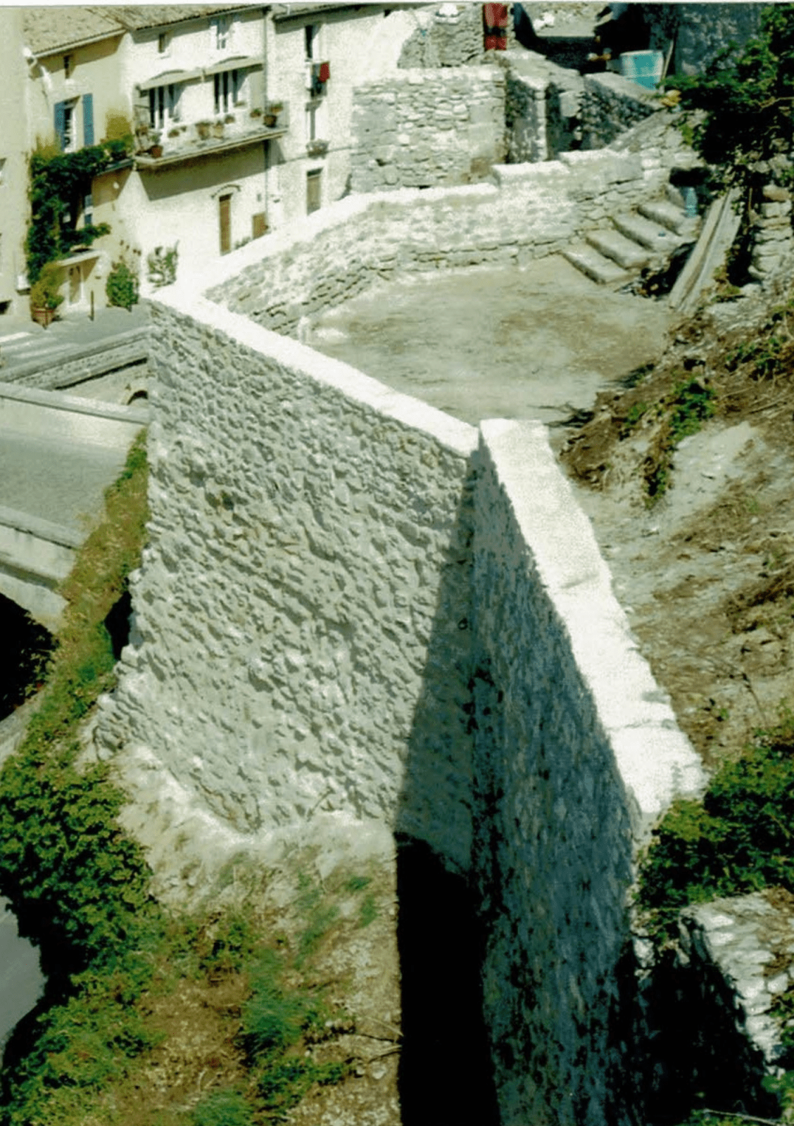 2012_Facchineri-et-fils_Vaison-la-Romaine_Rempart_Reconstitution