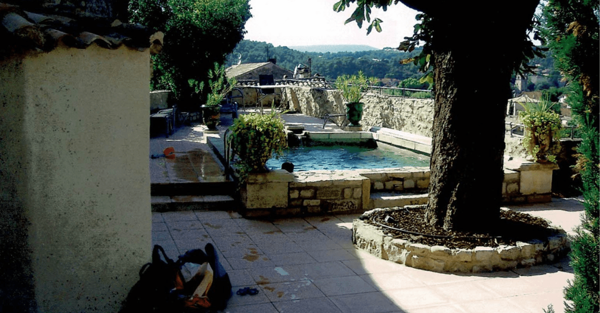 2010_Facchineri-et-fils_Vaison-la-Romaine_Piscine-sur-rampart