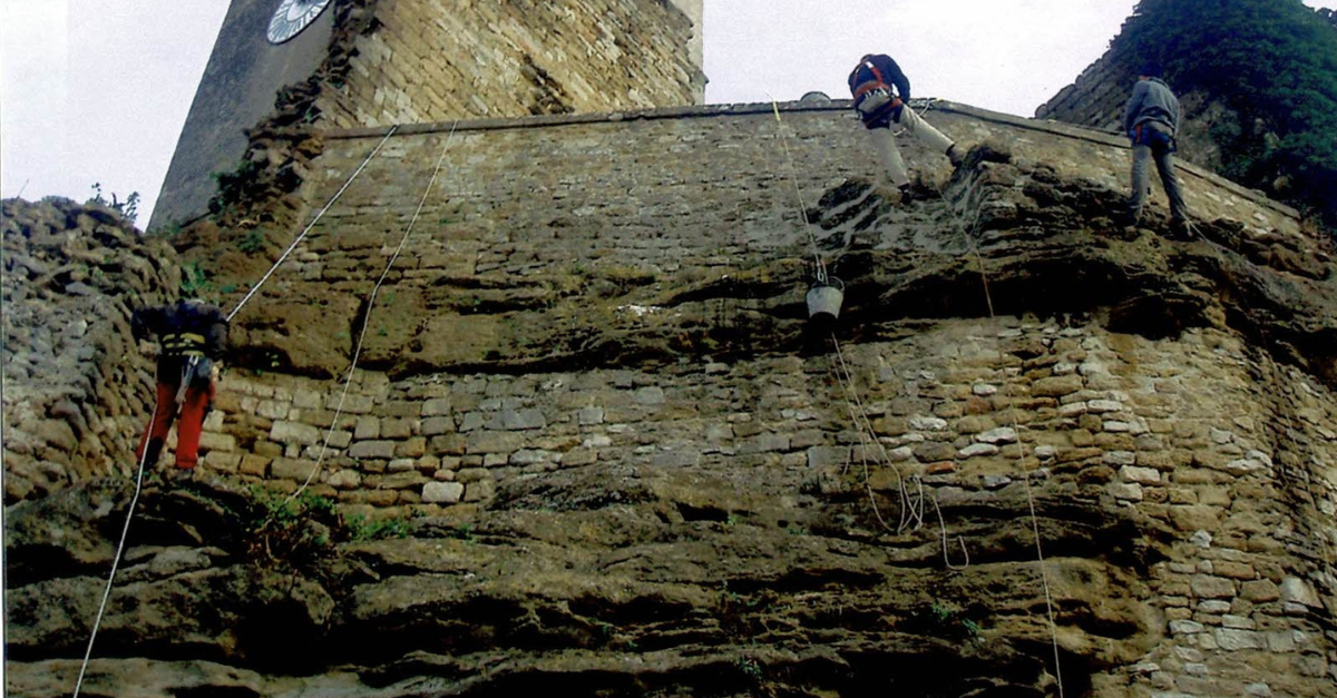 2002_Facchineri-et-fils_Chamaret_Tour_Renovation