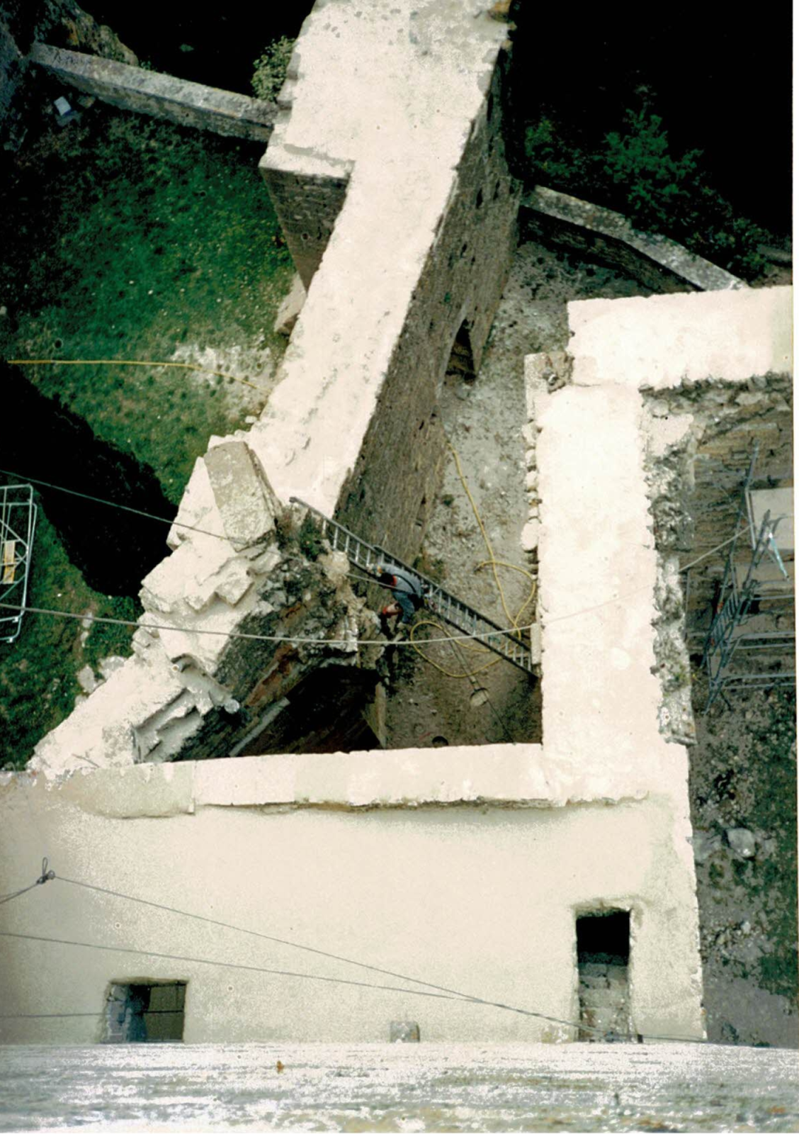 2002_Facchineri-et-fils_Chamaret_Tour_Renovation