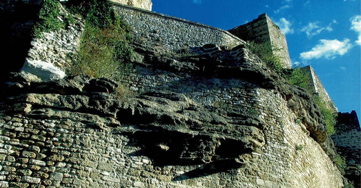 2002_Facchineri-et-fils_Chamaret_Tour_Renovation