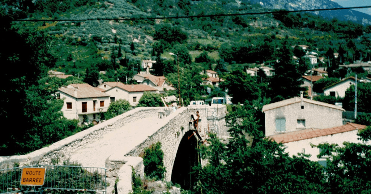 2003_Facchineri-et-fils_Buis-les-baronnies_Pont_17eme